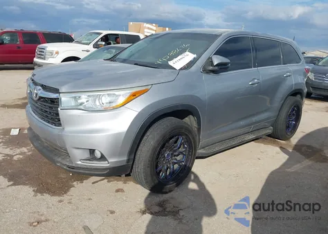 2016 Toyota Highlander Le V6 z USA, uszkodzony, nr VIN 5TDBKRFH8GS262232